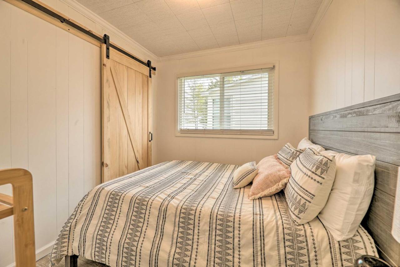 Lakefront Cottage Near Wineries And State Parks! Mears Eksteriør bilde